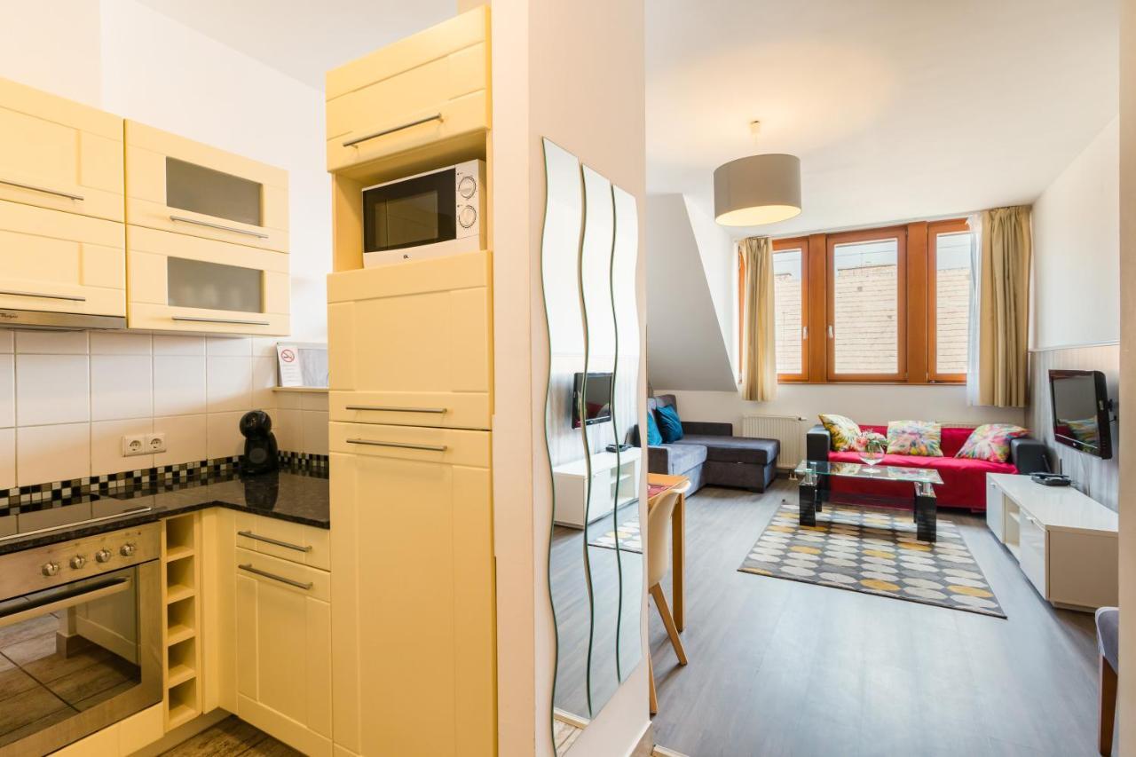 Lovag Charming Apartment In The Center-Ac Budapest Luaran gambar