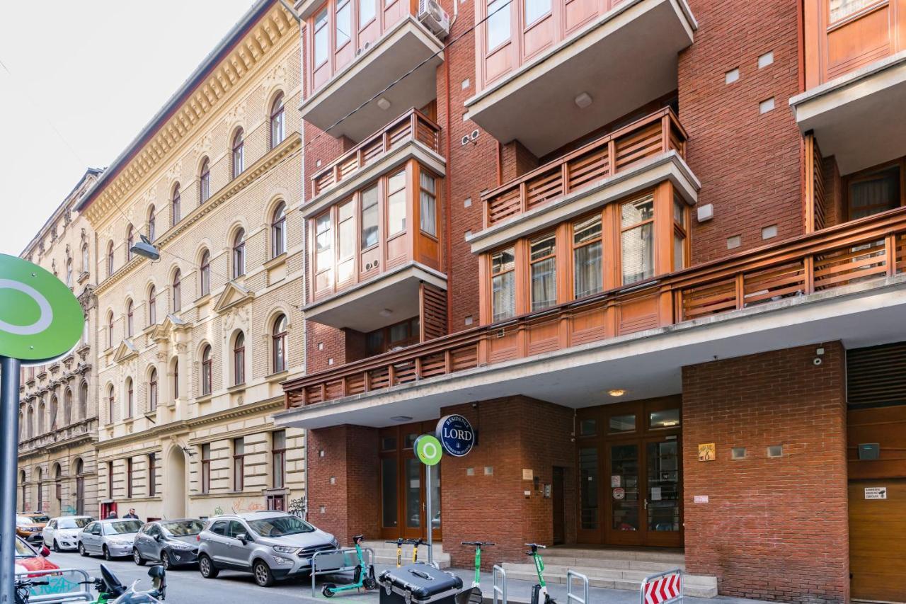 Lovag Charming Apartment In The Center-Ac Budapest Luaran gambar