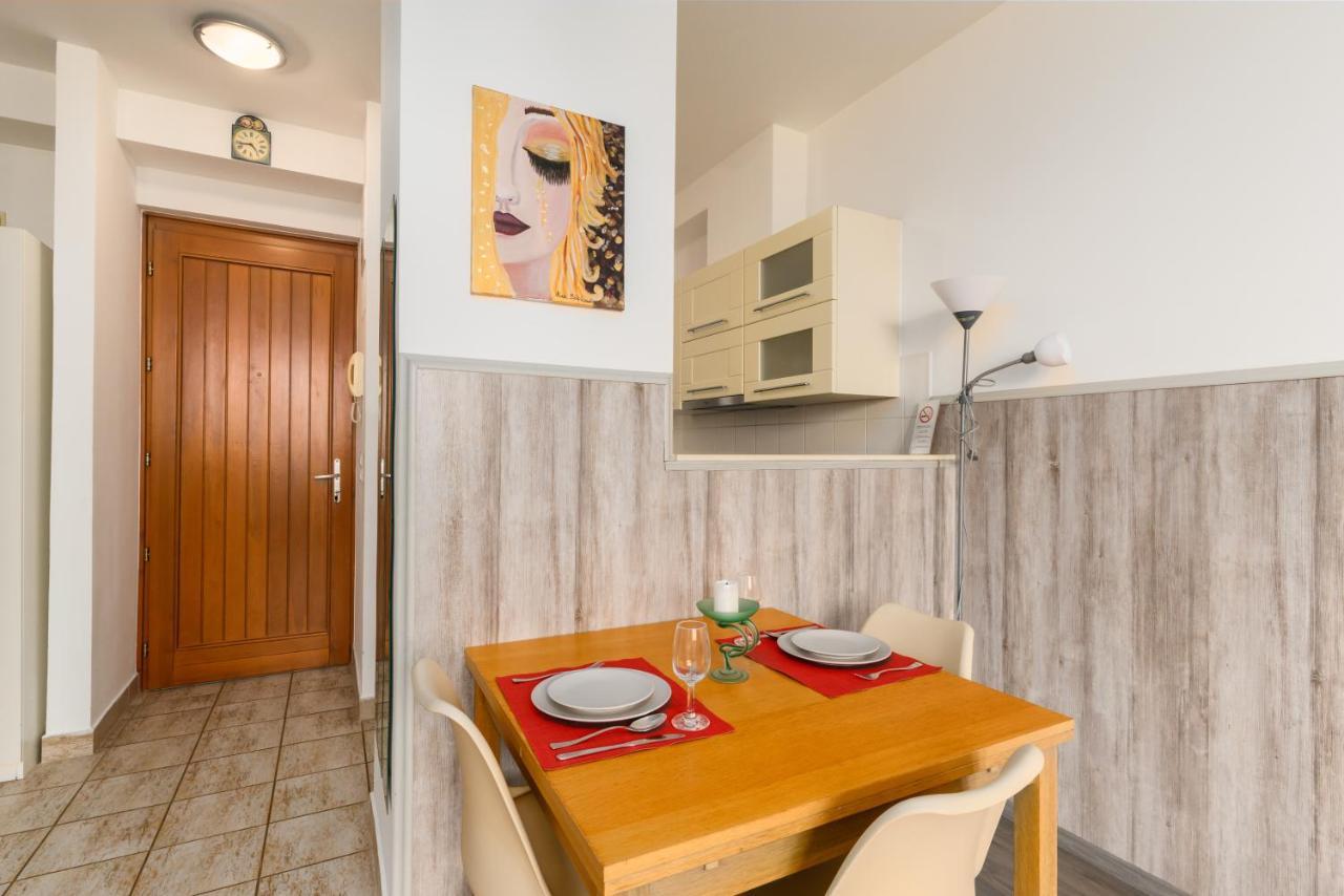 Lovag Charming Apartment In The Center-Ac Budapest Luaran gambar